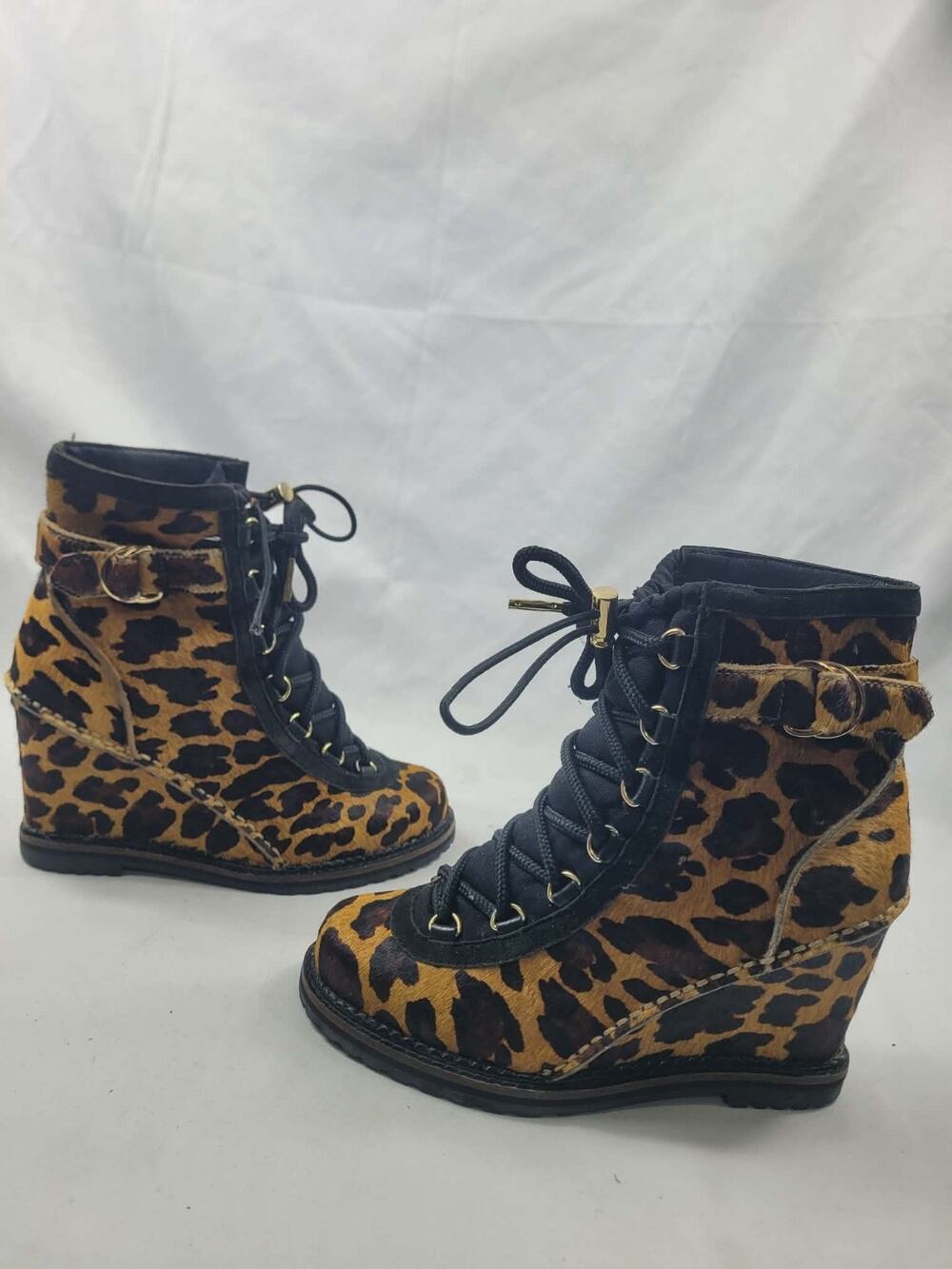 DVF Diane Von Furstenberg Pony Hair Leopard Cheetah Wedge Heels Size 6 M